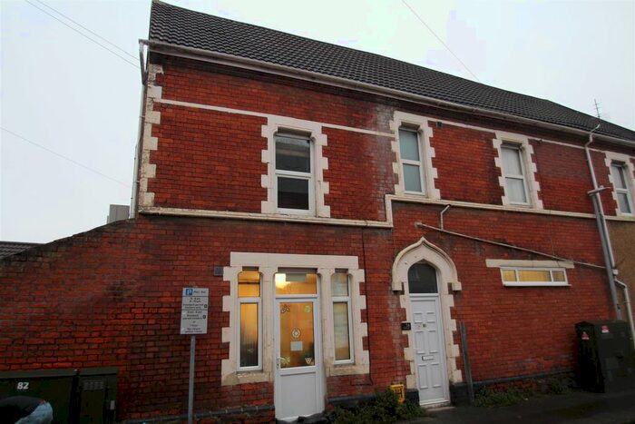 1 Bedroom Flat To Rent In Park Lane, Swindon, SN1