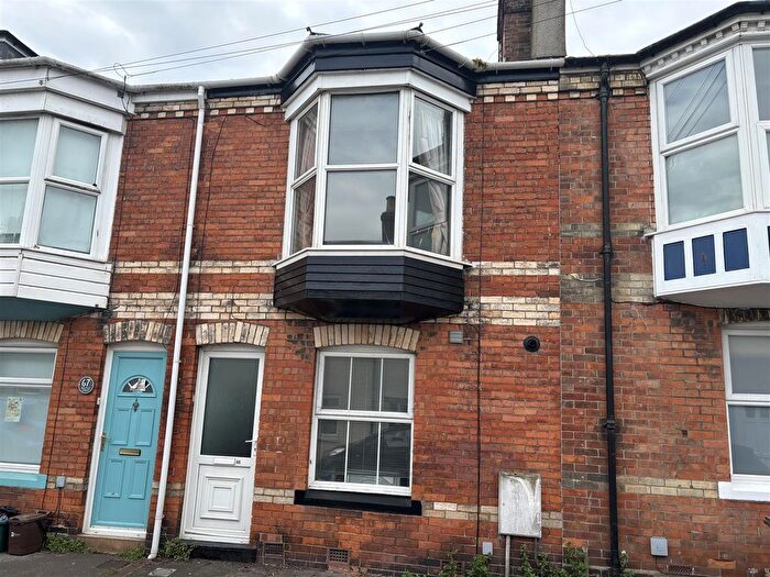 2 Bedroom Terraced House For Sale In Walpole Street, Weymouth, DT4