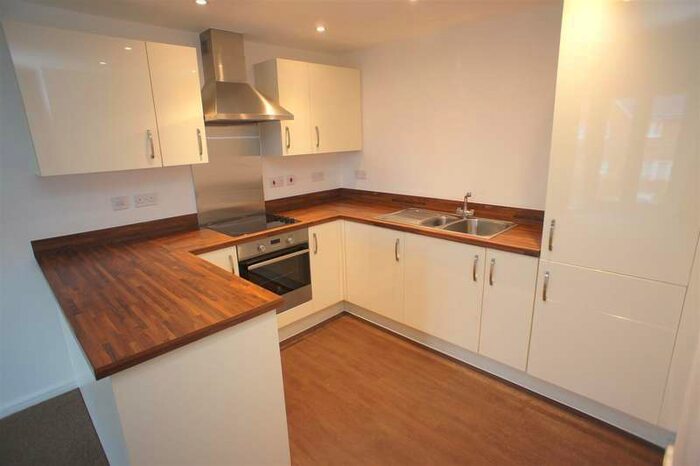2 Bedroom Apartment To Rent In Spires View, Lintott Gardens, Warrington, WA1