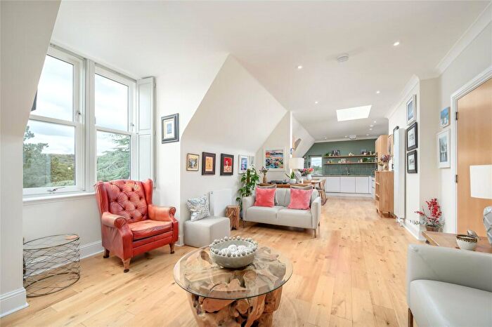 3 Bedroom Penthouse For Sale In South Oswald Road, The Grange, Edinburgh, EH9