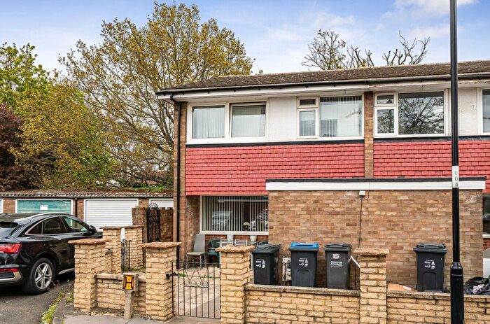 3 Bedroom End Terrace House For Sale In Osborne Gardens, Thornton Heath, CR7