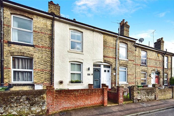 2 Bedroom Terraced House For Sale In Bower Street, Maidstone, Kent, ME16