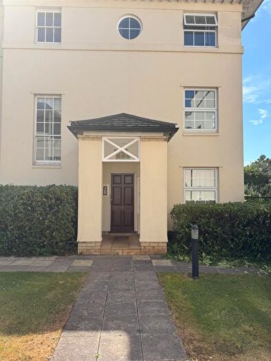 2 Bedroom Flat To Rent In Gravel Hill Road, Yate, Bristol, BS37