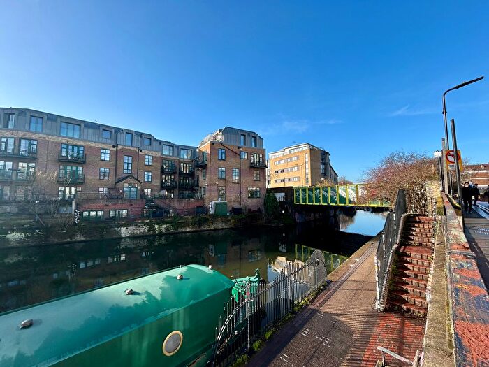 2 Bedroom Flat For Sale In Wharf Place, London, E2