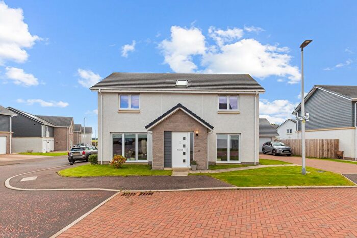 4 Bedroom Detached House For Sale In Neilly Place, Strathaven, Lanarkshire, ML10
