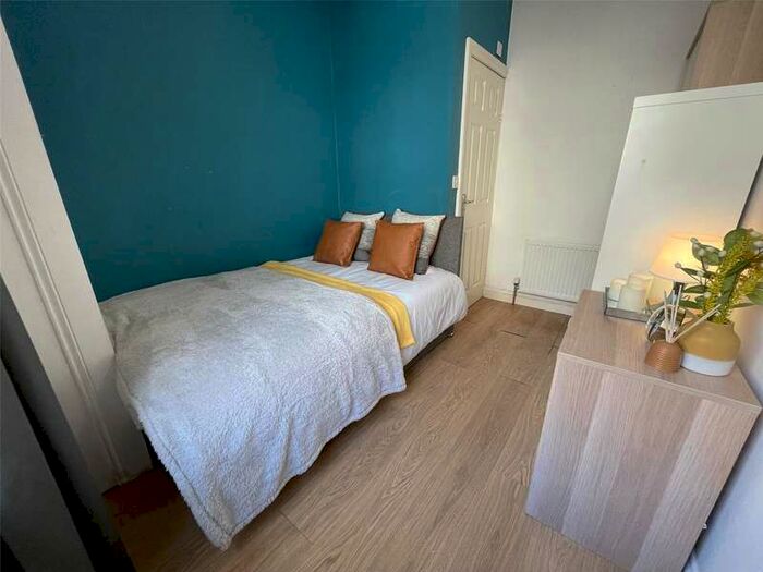 1 Bedroom House To Rent In Fenton Road, Lockwood, Huddersfield, HD1