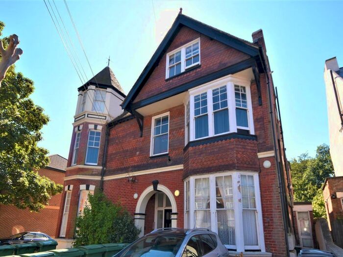 1 Bedroom Flat To Rent In Woodland Vale Road, St. Leonards-On-Sea, TN37
