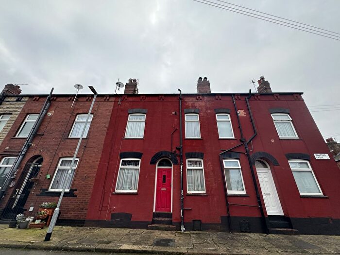 2 Bedroom Terraced House To Rent In Walford Grove, Leeds, West Yorkshire, LS9
