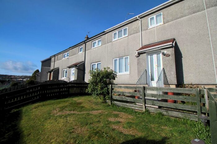 3 Bedroom Terraced House To Rent In Westmorland Road, Greenock, PA16