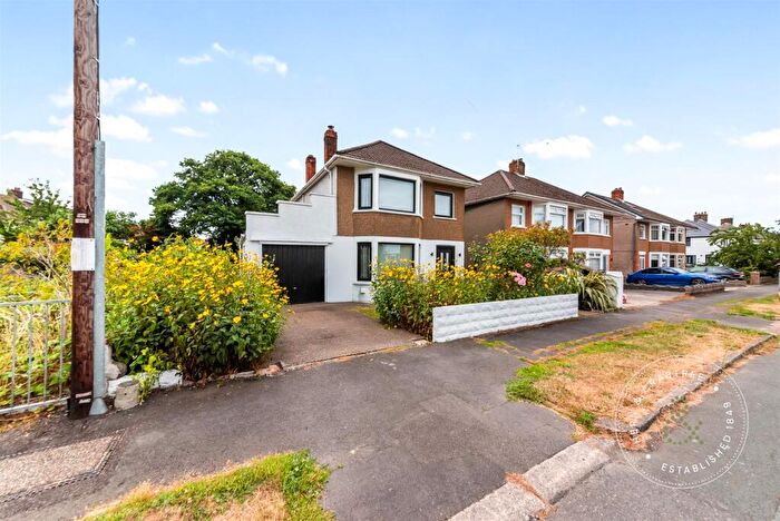 4 Bedroom Detached House For Sale In Heol Y Waun, Whitchurch, Cardiff, CF14