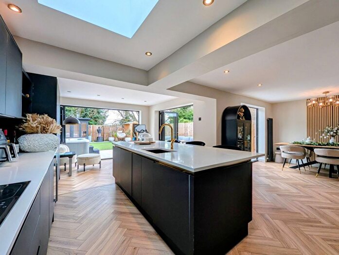 4 Bedroom Semi-detached House For Sale In Caraway Walk, South Shields, NE34