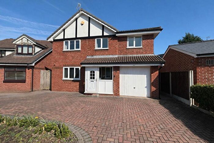 5 Bedroom Detached House For Sale In Mersey Meadows, West Didsbury, M20