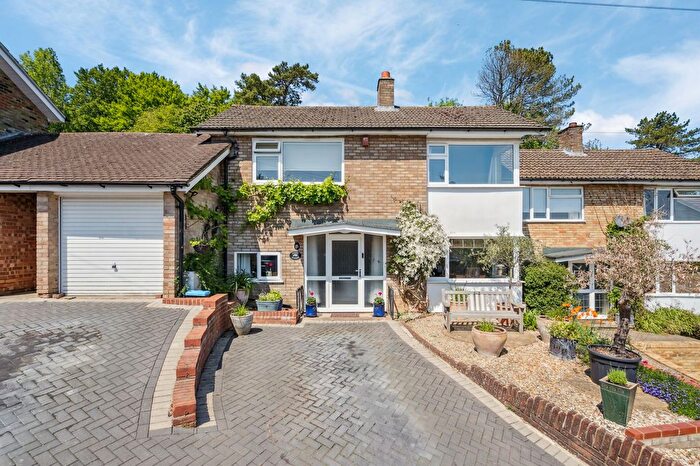 4 Bedroom Property For Sale In Ridgeside, Bledlow Ridge, HP14