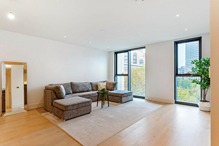 1 Bedroom Apartment To Rent In Harbour Avenue, London, SW10