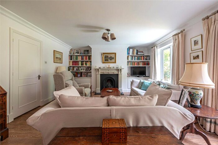 4 Bedroom Terraced House For Sale In Middle Green, Brockham, Betchworth, Surrey, RH3