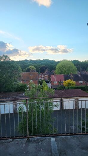1 Bedroom Flat To Rent In Arbrook Court, Leith Hill, Orpington, BR5