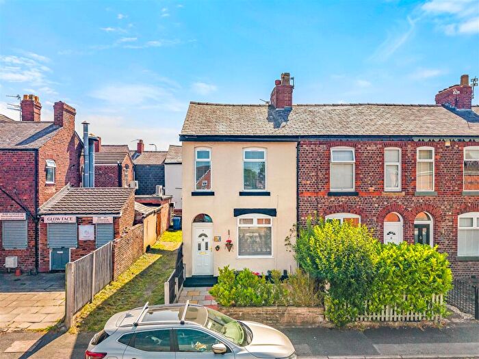 2 Bedroom End Of Terrace House For Sale In Lindow Street, Sale, M33