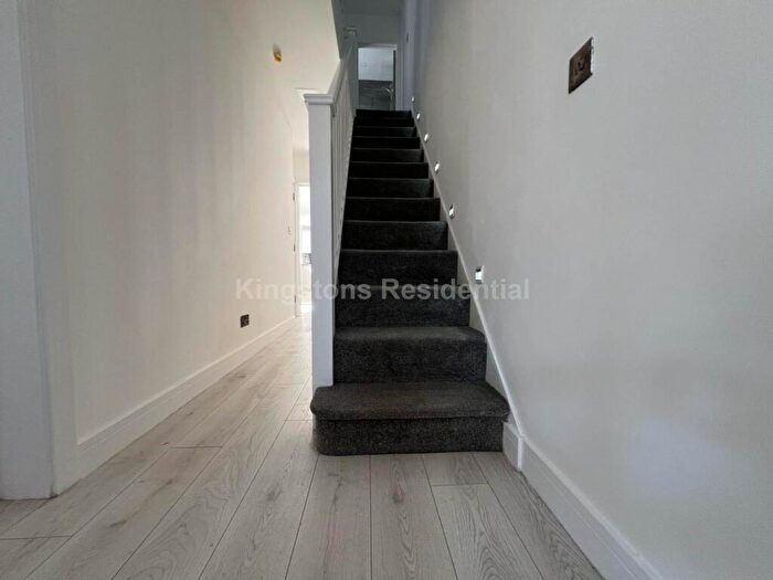 6 Bedroom Terraced House To Rent In Mackintosh Place, Cathays, Cardiff, CF24