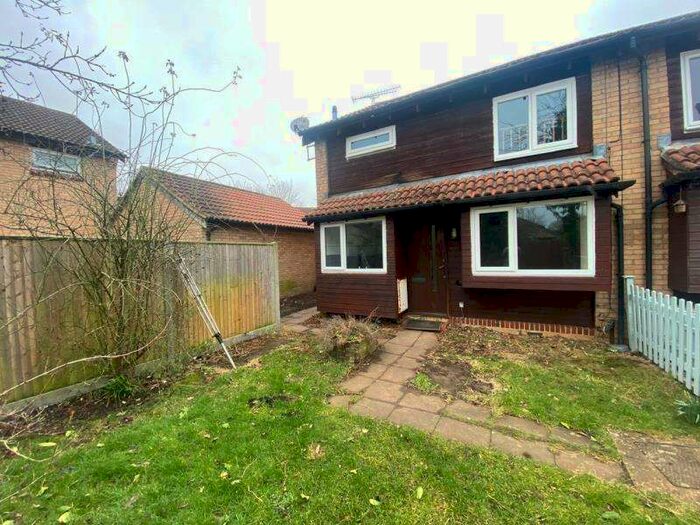1 Bedroom House To Rent In Woking, GU21