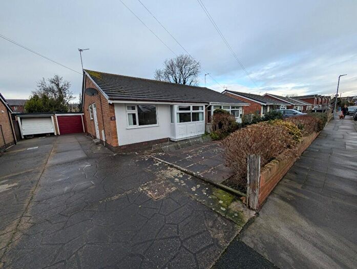2 Bedroom Semi-Detached Bungalow To Rent In Lynwood Drive, FY6