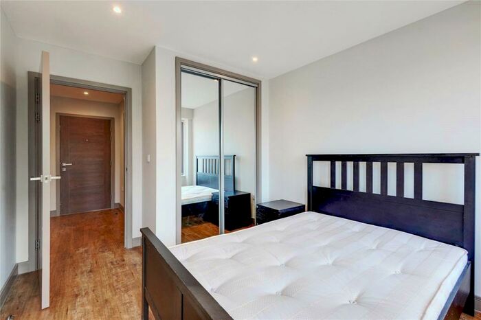 1 Bedroom Apartment To Rent In Brenchley House, - Week Street, Maidstone, Kent, ME14