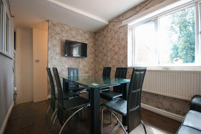 5 Bedroom Terraced House To Rent In Rookery Road, Selly Oak, Birmingham, B29