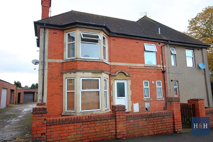 2 Bedroom Apartment To Rent In Kettering Road, Kingsley -, NN2