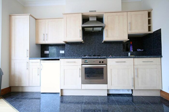 1 Bedroom Flat To Rent In Upper Street, Islington, N1