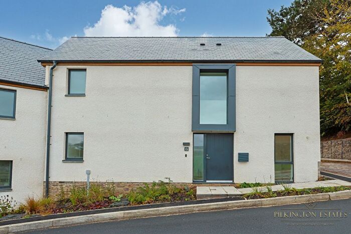 3 Bedroom Semi-detached House For Sale In Holbeton, Plymouth, Devon, PL8