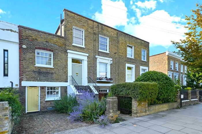 4 Bedroom Property For Sale In Culford Road, London, N1