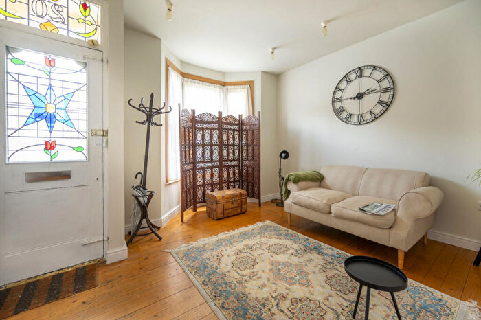 4 Bedroom House To Rent In Chichester Road, Leytonstone, London, E11