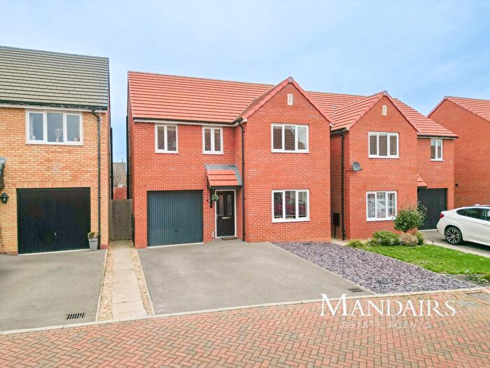 4 Bedroom Detached House For Sale In Theodore Close, Cardea, Peterborough, PE2