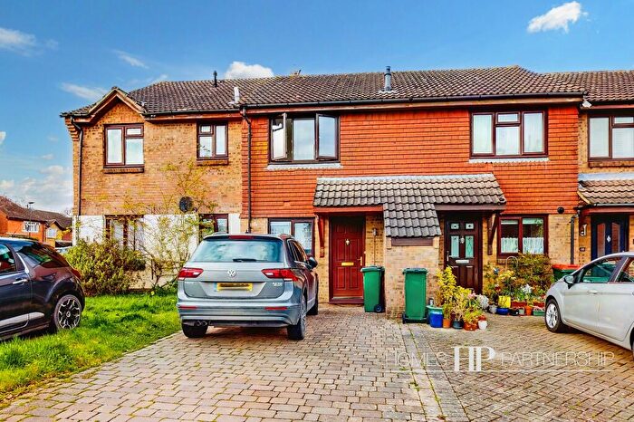 2 Bedroom Terraced House To Rent In Galahad Road, Ifield, RH11