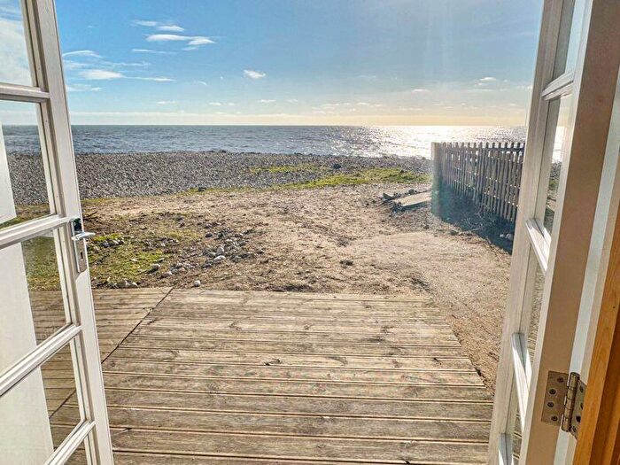 Chalet For Sale In Monmouth Beach, Lyme Regis, DT7