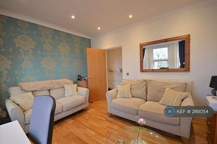 1 Bedroom Flat To Rent In Fortescue Road, Bournemouth, BH3