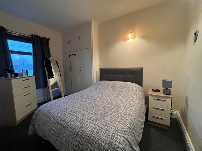 2 Bedroom Terraced House For Sale In Balme Lane, Bradford, BD12