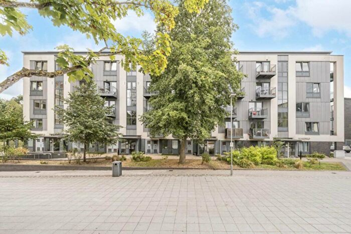 2 Bedroom Flat To Rent In Pooles Park, London, N4