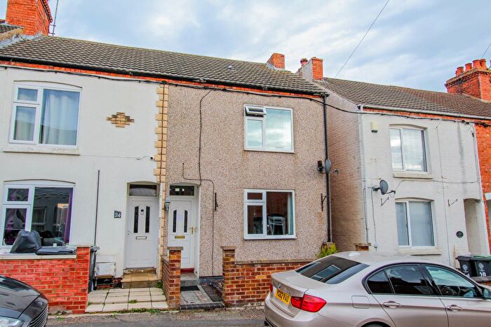 2 Bedroom End Terrace House For Sale In Queen Street, Irthlingborough, NN9