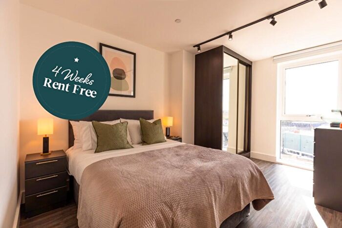 2 Bedroom Flat To Rent In Flat, Mitre Yard, - Scrubs Lane, London, NW10