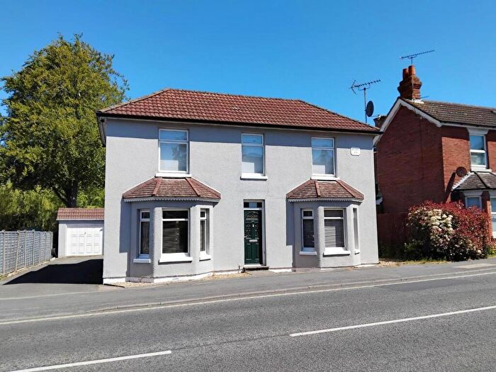 4 Bedroom House For Sale In Bridge Road, Swanwick, Southampton, SO31
