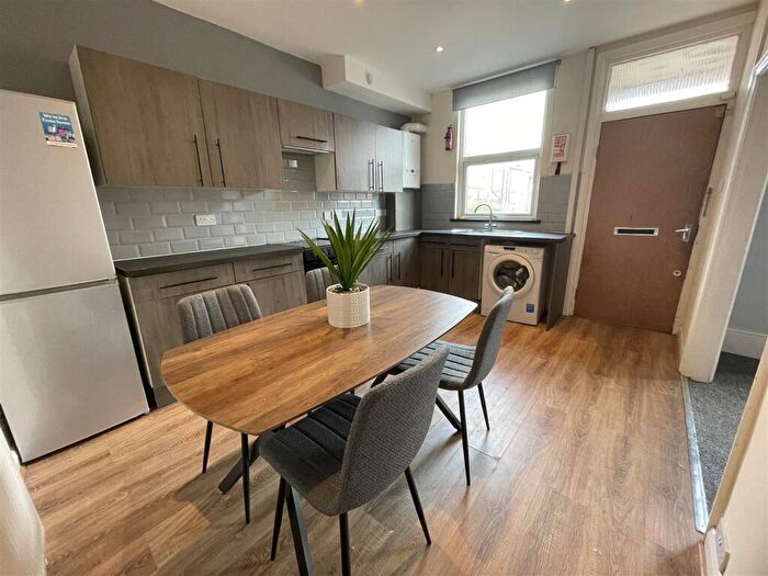 3 Bedroom Terraced House To Rent In Trelawn Terrace, Headingley, Leeds, LS6