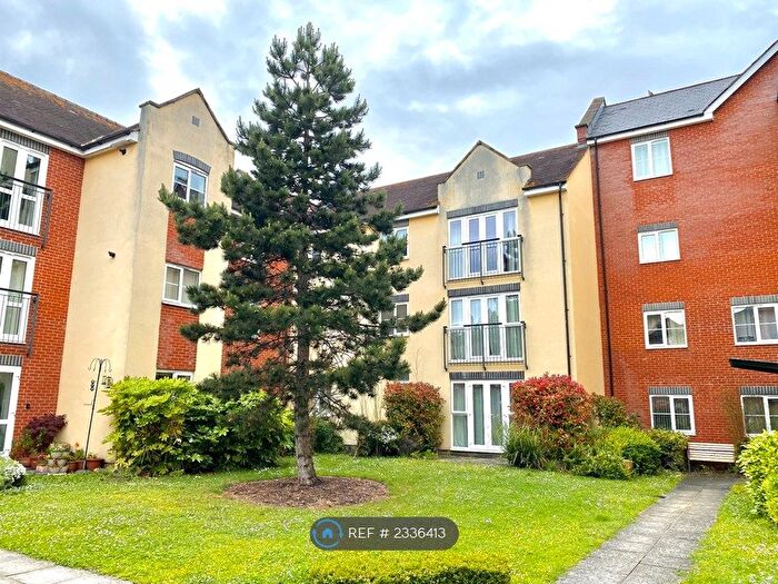 2 Bedroom Flat To Rent In Smiths Wharf, Wantage, OX12