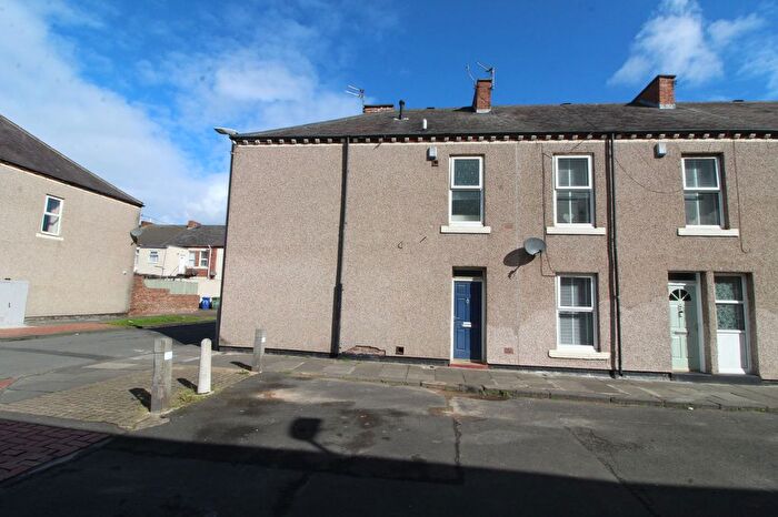 1 Bedroom End Of Terrace House For Sale In Salisbury Street, Blyth, NE24