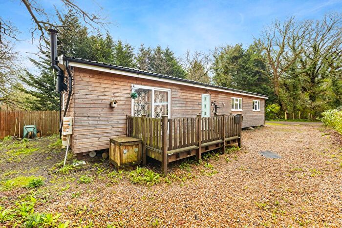 2 Bedroom Park Home For Sale In Ref: Sm - Ifield Road, Charlwood, RH6