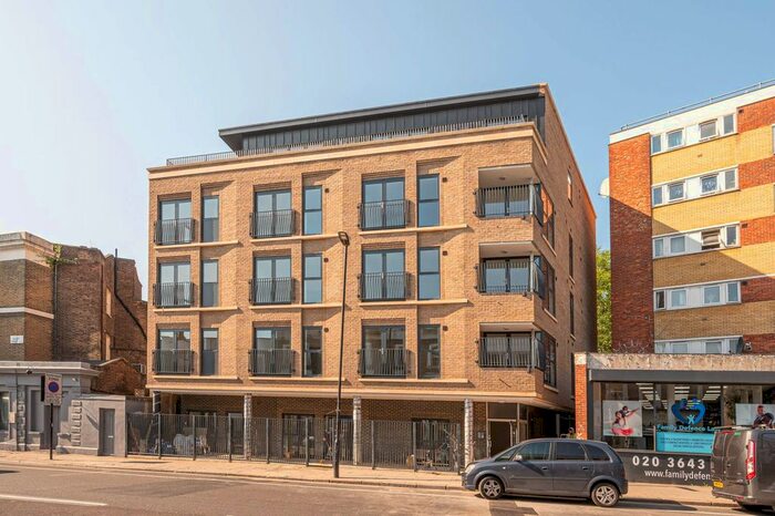 2 Bedroom Flat To Rent In Malden Road, Kentish Town, London, NW5