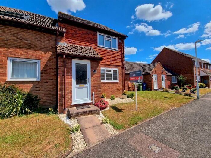 2 Bedroom House To Rent In Lovell Road, Minster On Sea, Sheerness, ME12