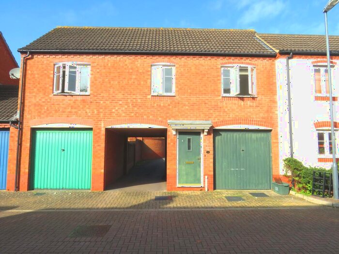 2 Bedroom Maisonette To Rent In Jarratts Road, Bristol, BS10