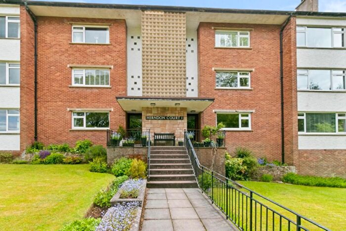 3 Bedroom Flat For Sale In Herndon Court, Newton Mearns, G77