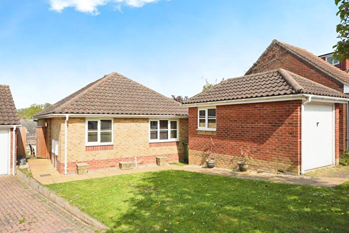 3 Bedroom Detached Bungalow For Sale In Brewster Close, Halstead, CO9