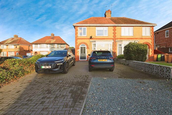 3 Bedroom Semi Detached House For Sale In Fulbridge Road, Peterborough, PE1